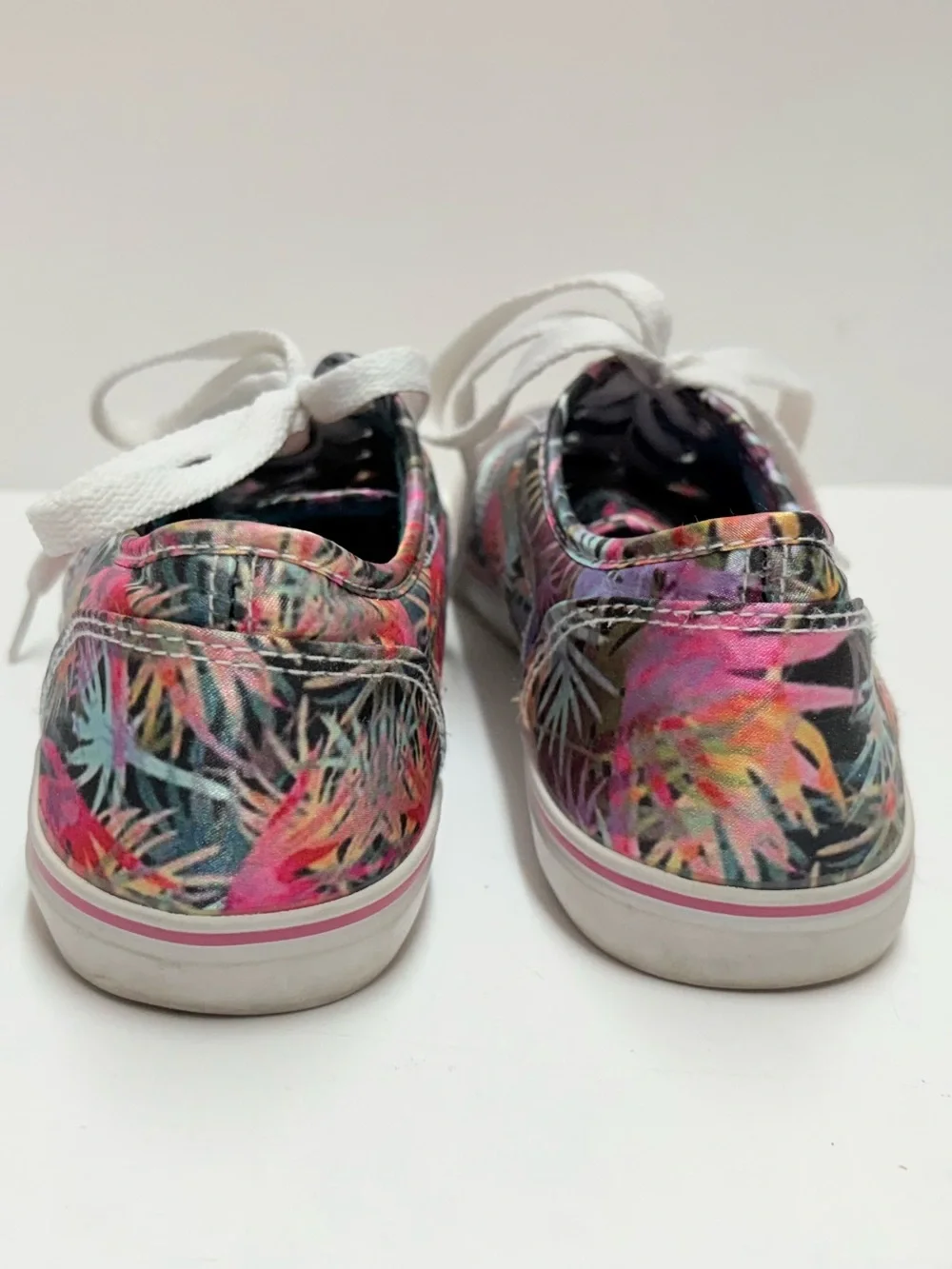 Multi Color Floral Print Tennis Shoes Sz Girls 4 Women's 5.5